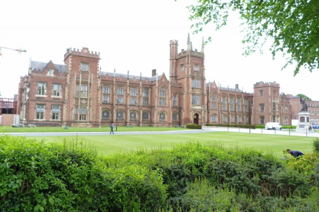 P0059-Belfast-Queens's University [1600x1200]