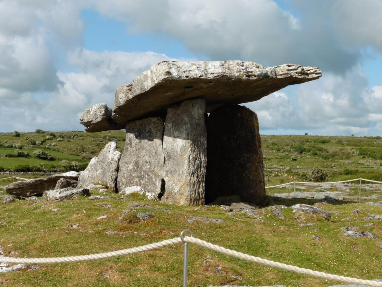 P0899-Burren-Poulnabrone [1600x1200]