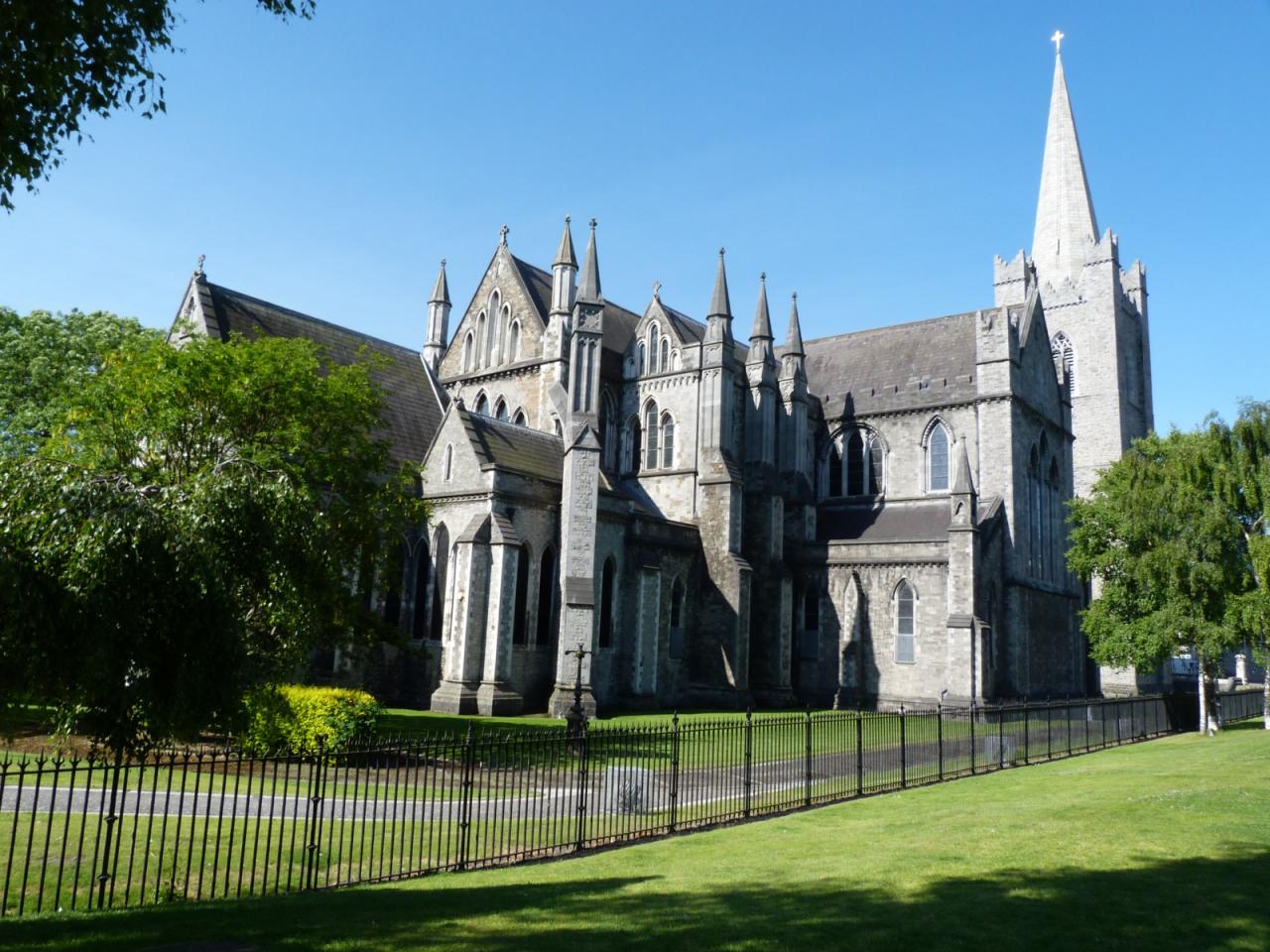 P1496-Dublin-St Patrick Cathedral [1600x1200]